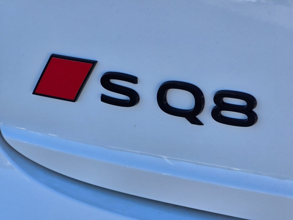 New 2026 Audi SQ8 Prestige AWD/4WD image 32