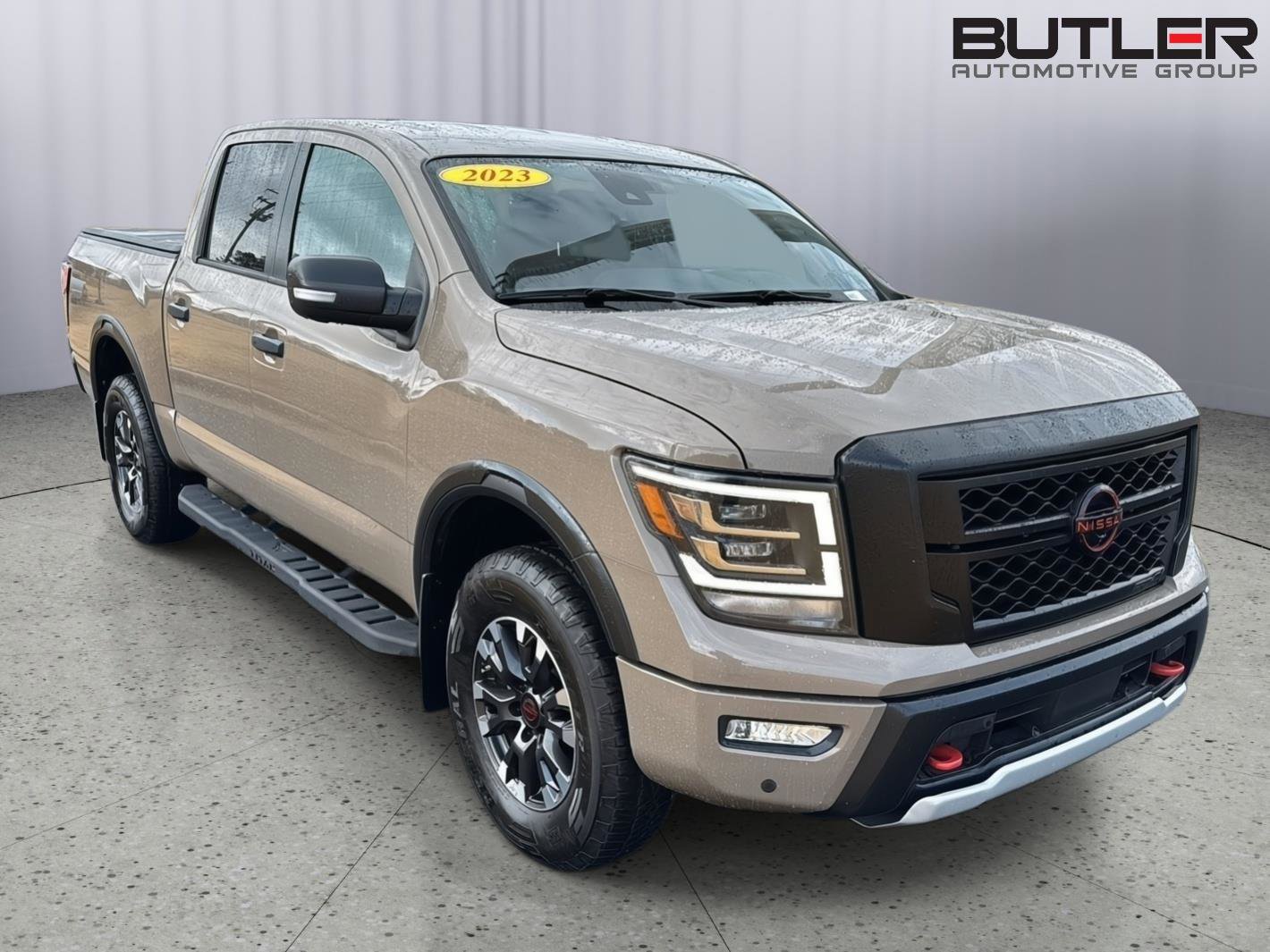 Used 2023 Nissan Titan PRO-4X w/ Pro-4x Convenience Package image 6