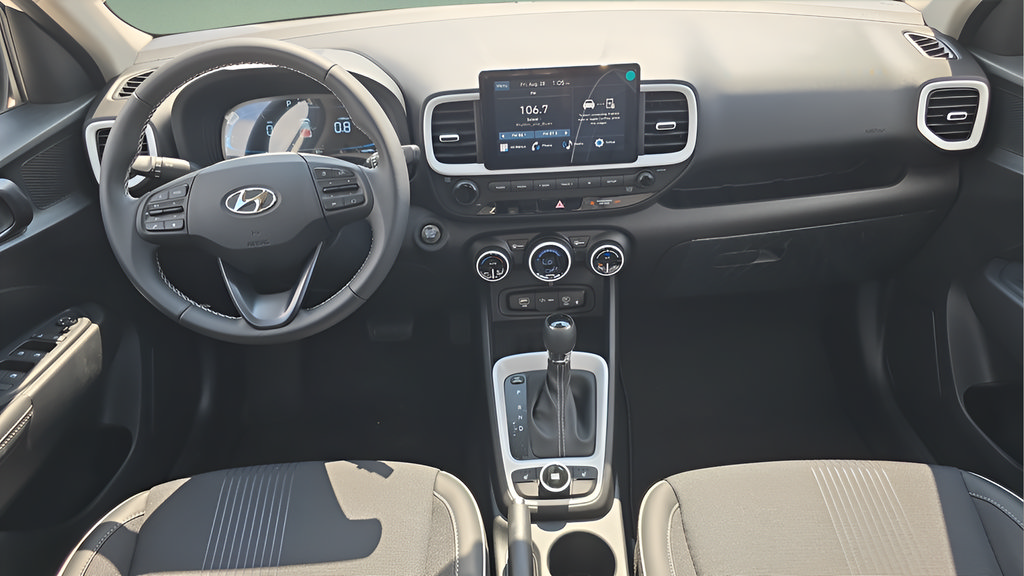 New 2026 Hyundai Venue SEL FWD image 18