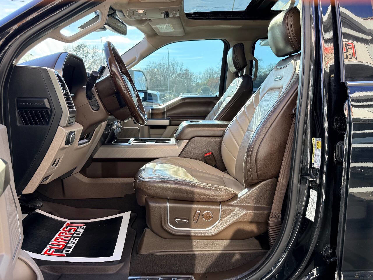 Used 2019 Ford F450 Limited image 18