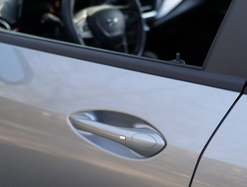 Used 2026 Chevrolet Trax RS w/ Driver Confidence Package image 35