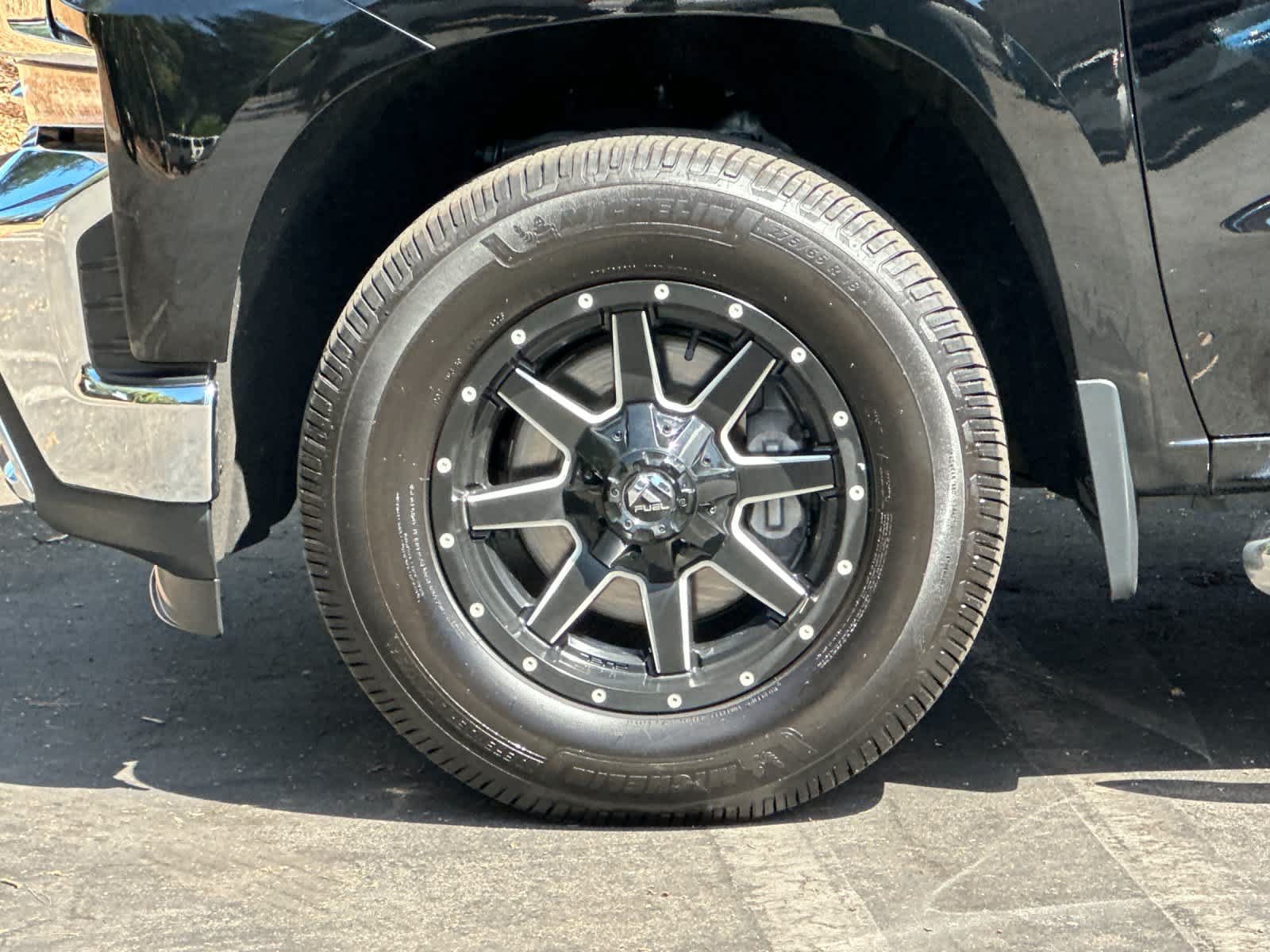 Used 2019 Chevrolet Silverado 1500 LTZ w/ LTZ Plus Package RWD image 25