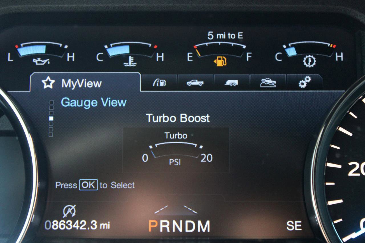 Used 2017 Ford F150 King Ranch w/ Equipment Group 601A Luxury AWD/4WD image 26
