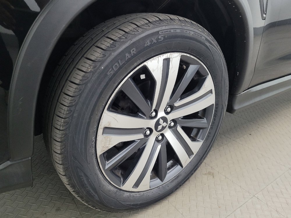 Used 2020 Mitsubishi Outlander Sport ES FWD image 31