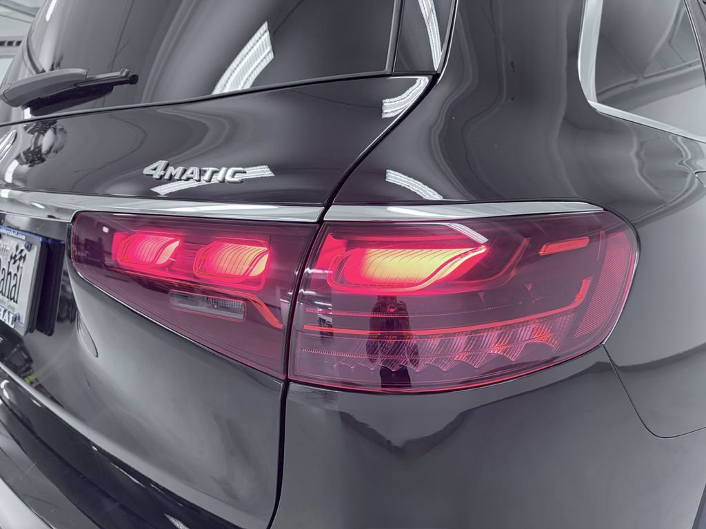 Certified 2026 Mercedes-Benz GLS 450 4MATIC image 10