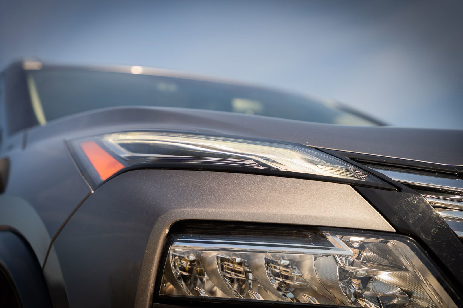 Used 2025 Nissan Rogue Platinum w/ Platinum Premium Package image 11