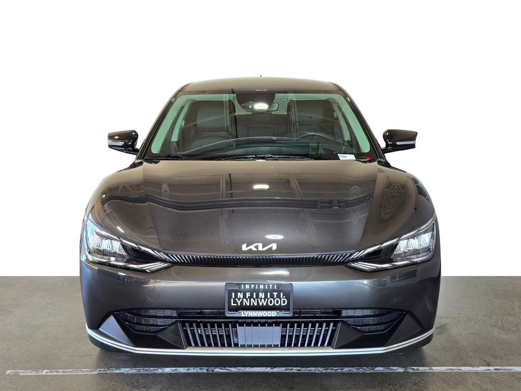 Used 2024 Kia EV6 Light image 2