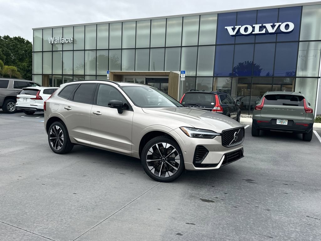 New 2026 Volvo XC90 T8 Core w/ Protection Package Premier image 1