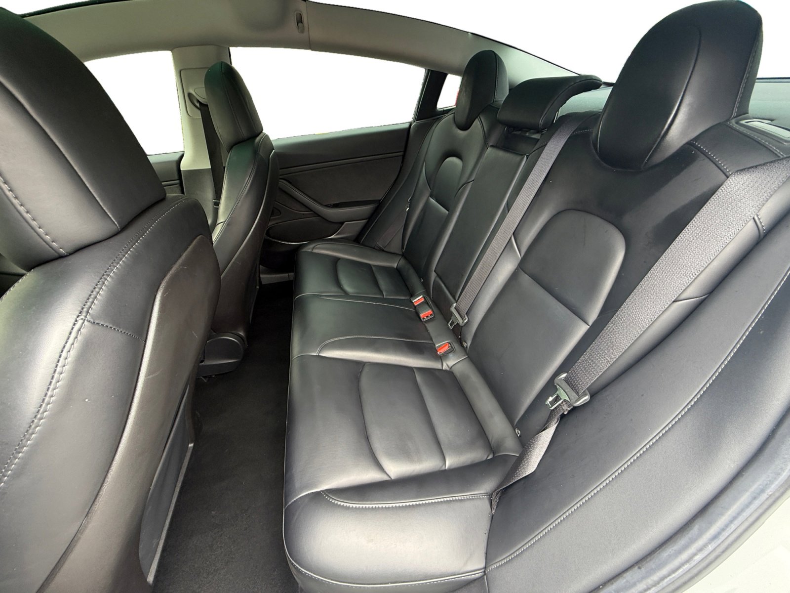 Used 2019 Tesla Model 3 RWD image 16