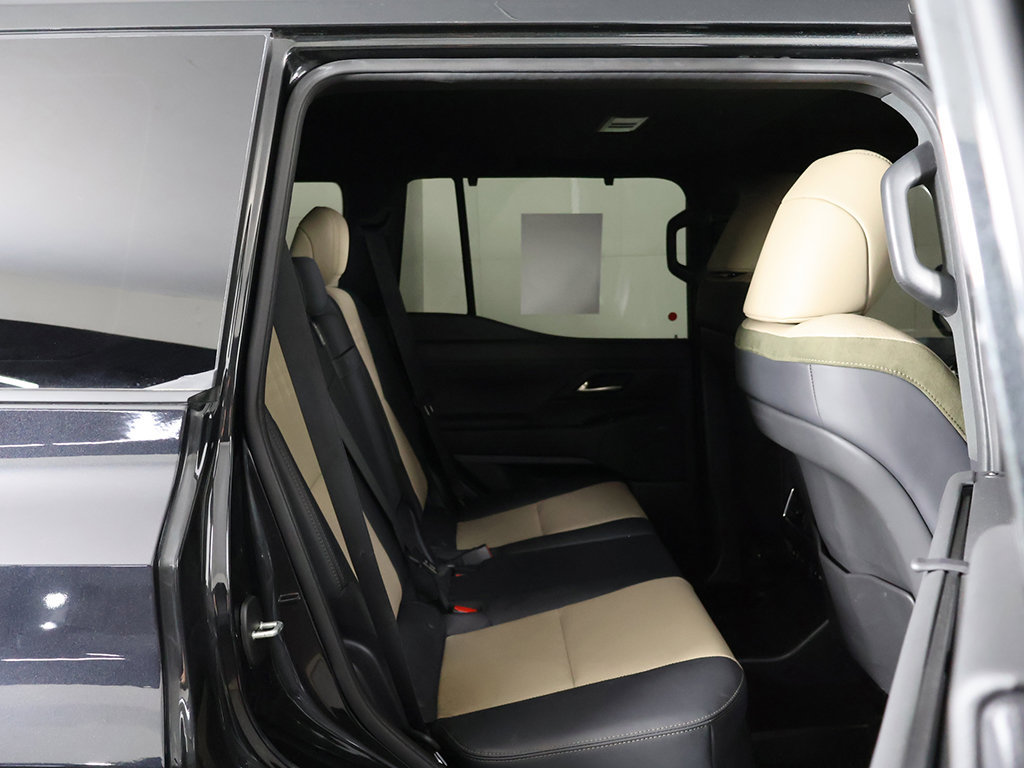 Used 2024 Lexus GX 550 AWD/4WD image 35