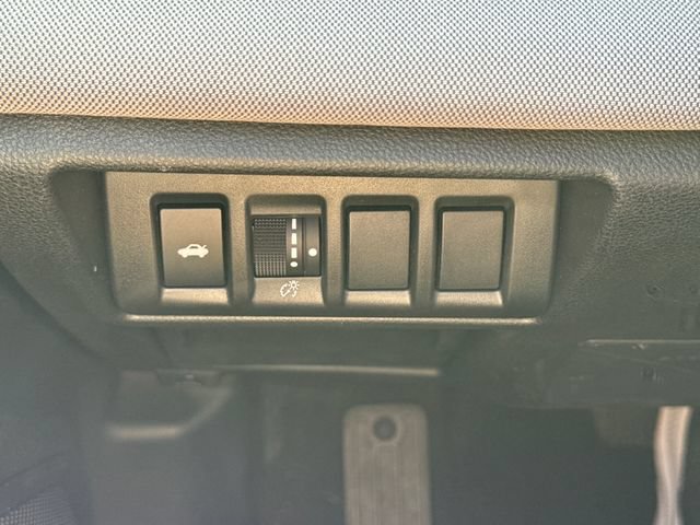 Used 2025 Subaru Legacy Premium AWD/4WD image 32