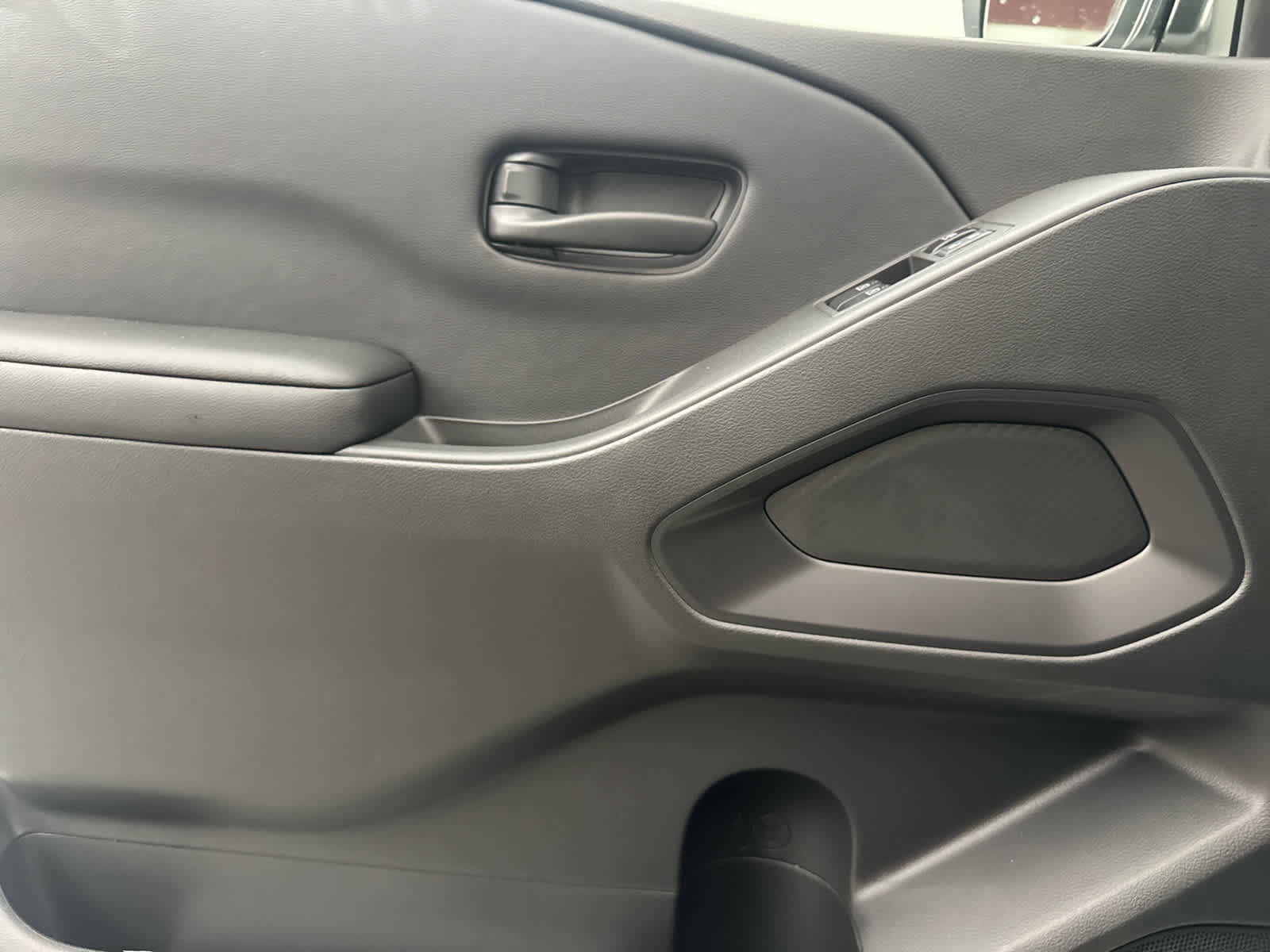 New 2026 Nissan Frontier S image 14