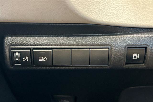 Certified 2023 Toyota Corolla LE FWD image 27