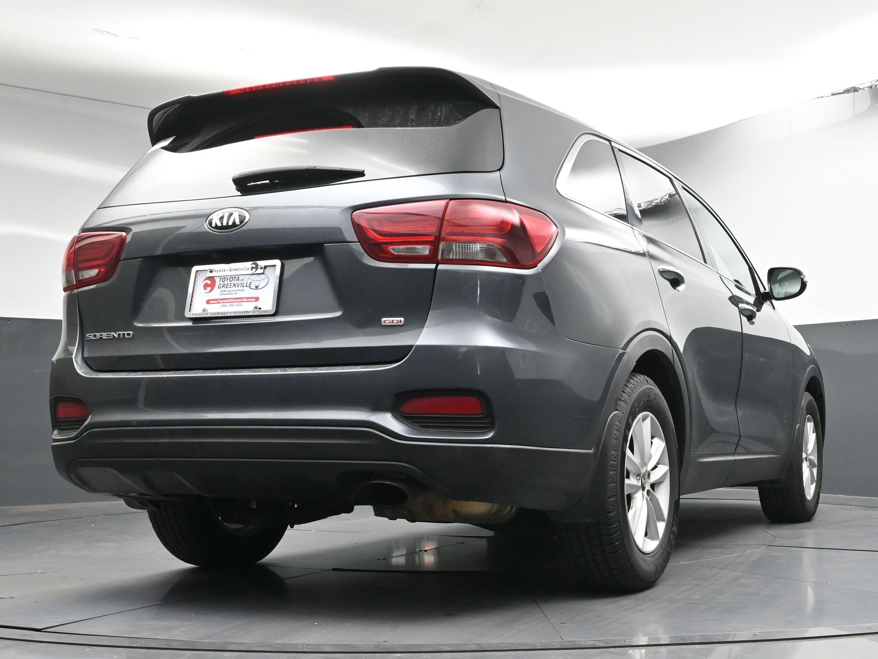 Used 2020 Kia Sorento LX image 29