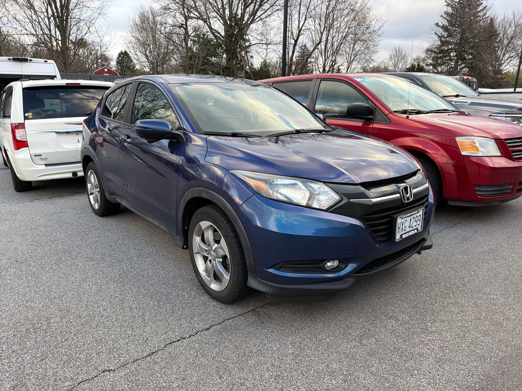 Used 2017 Honda HR-V EX image 4