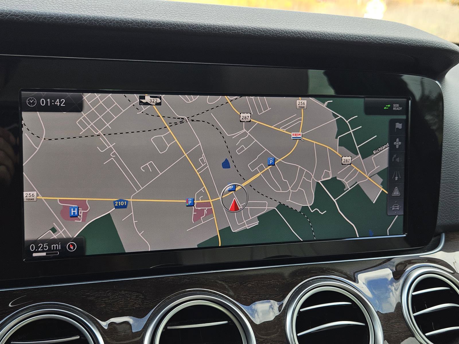 Used 2017 Mercedes-Benz E 300 image 20