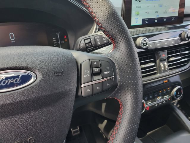 Used 2024 Ford Escape ST-Line AWD/4WD image 14