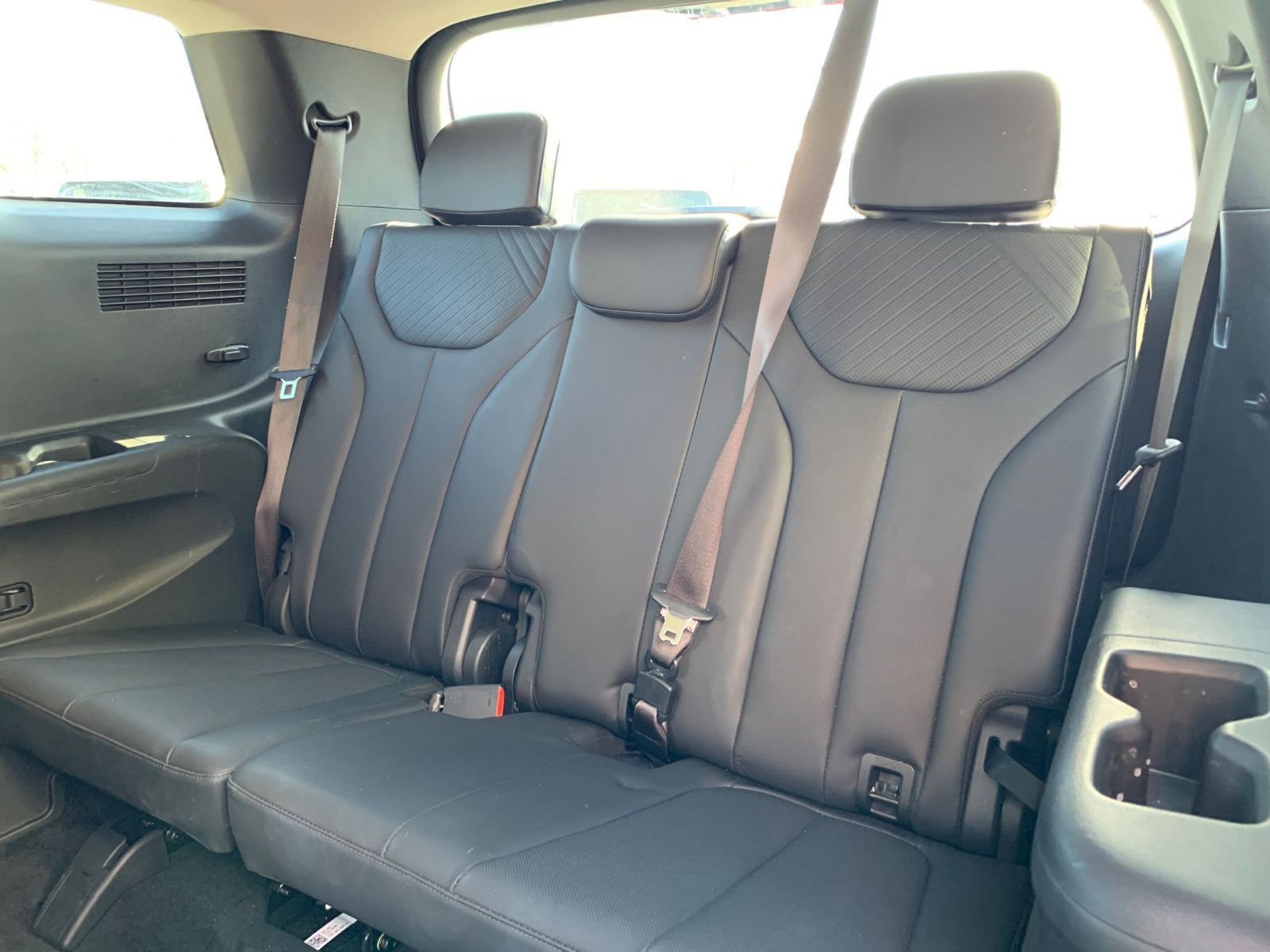 Used 2025 Hyundai Palisade SEL image 32