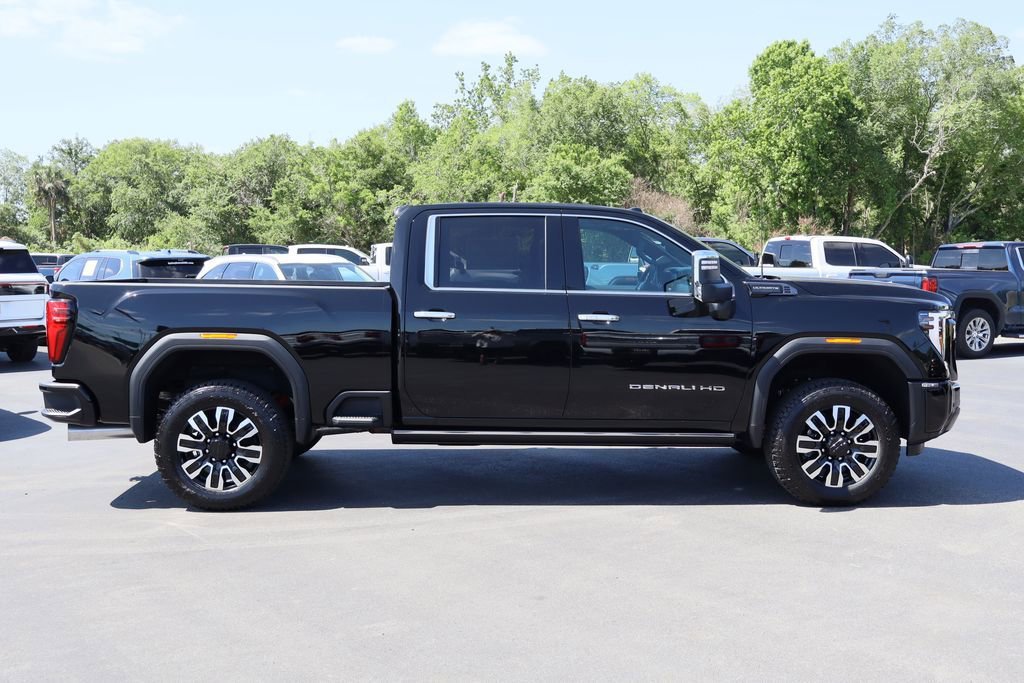 New 2026 GMC Sierra 2500 Denali Ultimate AWD/4WD image 4