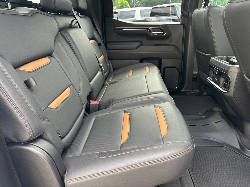 Used 2022 GMC Sierra 1500 AT4 w/ AT4 Preferred Package AWD/4WD image 16