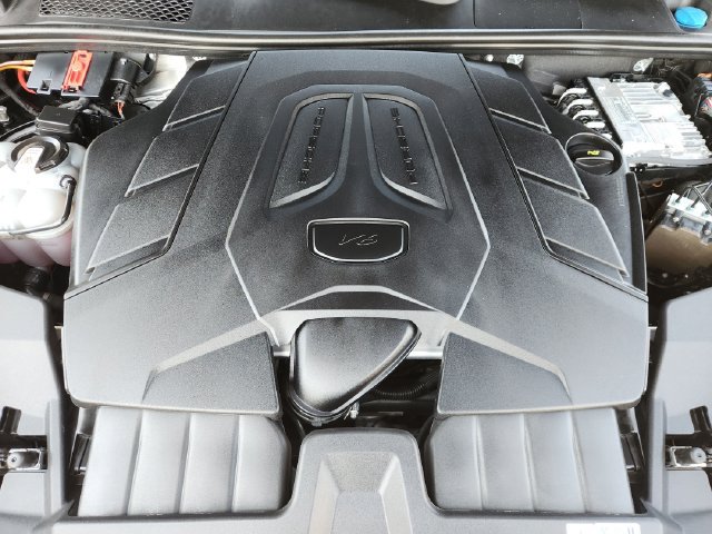 Used 2024 Porsche Cayenne AWD/4WD image 26