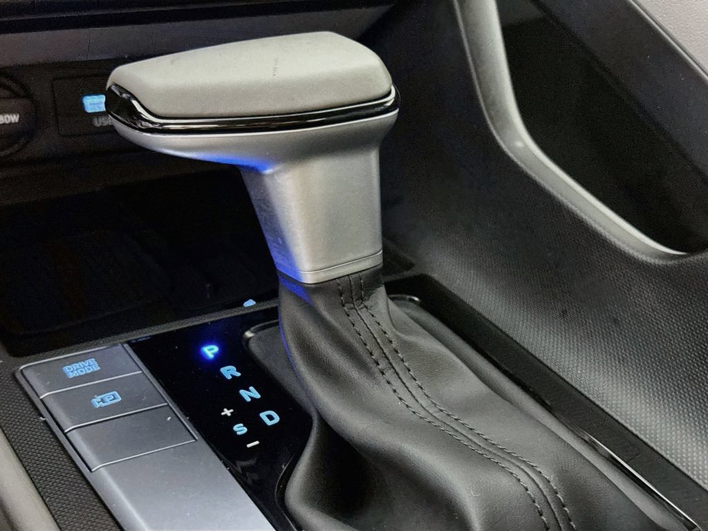Certified 2025 Hyundai Elantra Sport FWD image 10