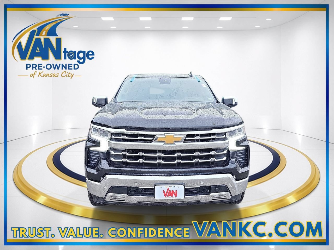 Certified 2025 Chevrolet Silverado 1500 LTZ w/ LTZ Premium Package AWD/4WD image 2