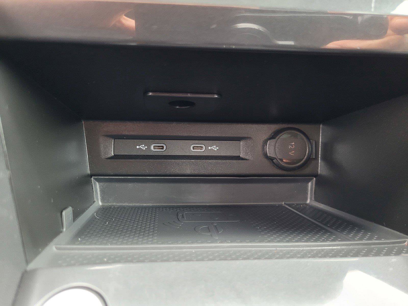 Certified 2024 Volkswagen Tiguan SE AWD/4WD image 27
