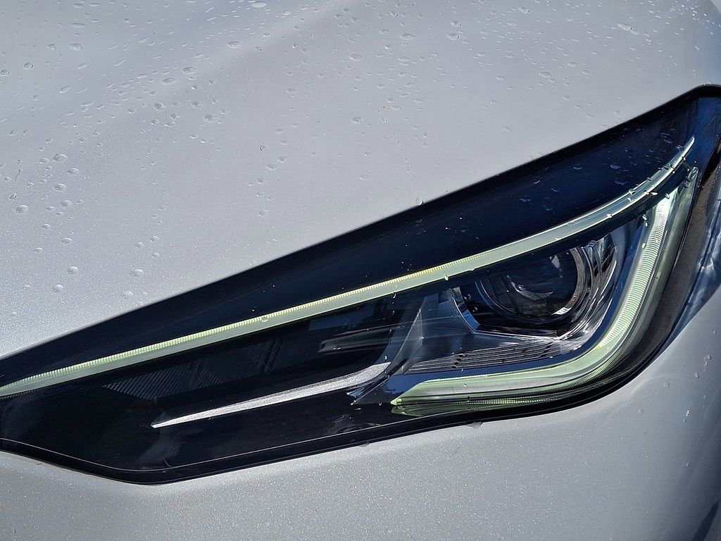 Certified 2025 INFINITI QX50 Sport image 10