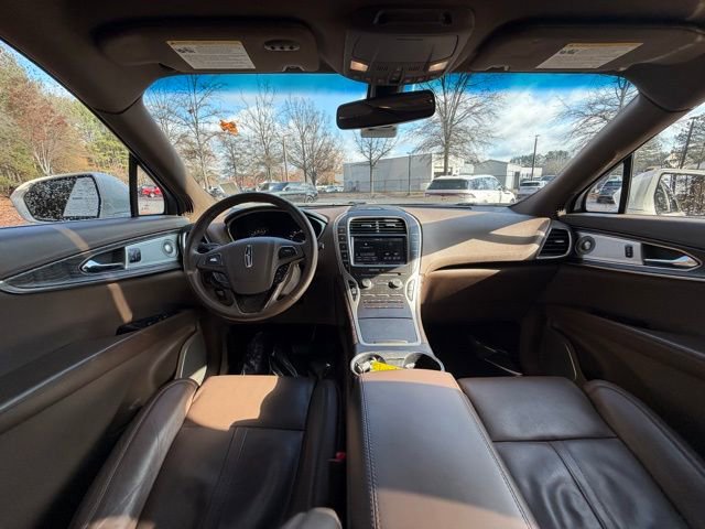 Used 2016 Lincoln MKX Reserve w/ Luxury Package image 6