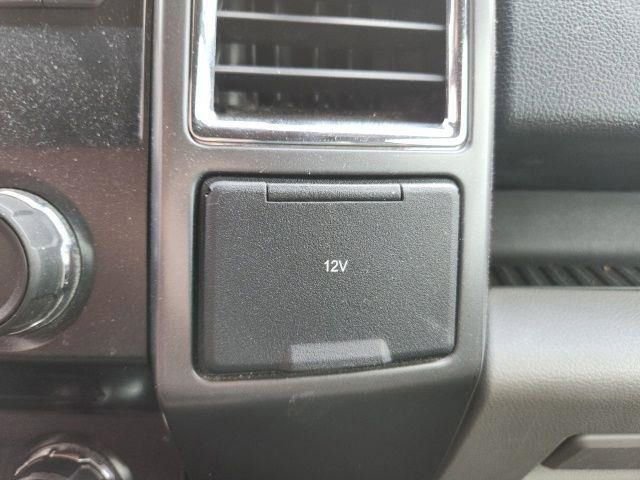 Used 2015 Ford F150 XLT image 30