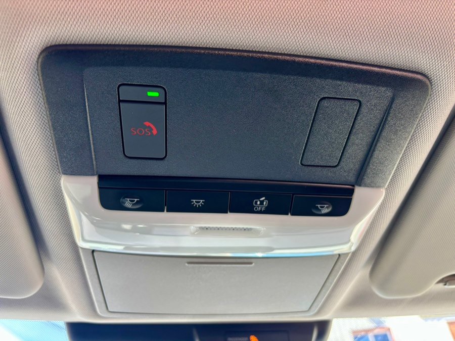 Used 2023 Mitsubishi Outlander SE image 29