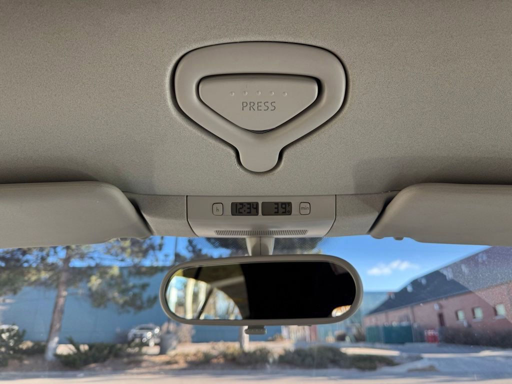 Used 2009 Volkswagen Beetle Blush image 14