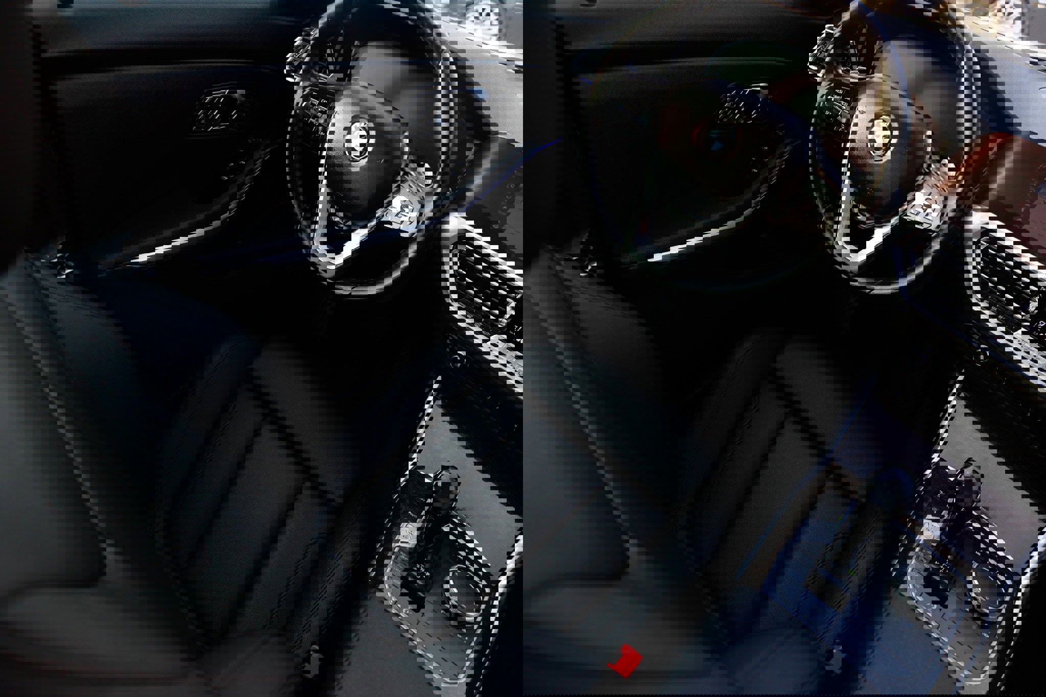 Used 2021 BMW 330i Sedan w/ Premium Package image 25