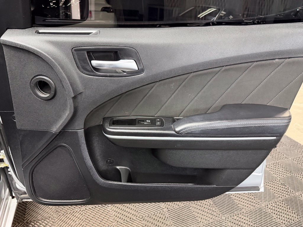 Used 2022 Dodge Charger SXT RWD image 53