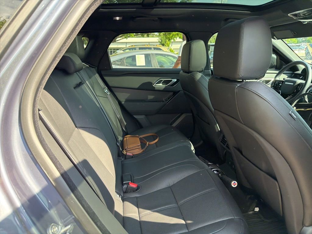 Used 2025 Land Rover Range Rover Velar Dynamic SE AWD/4WD image 30