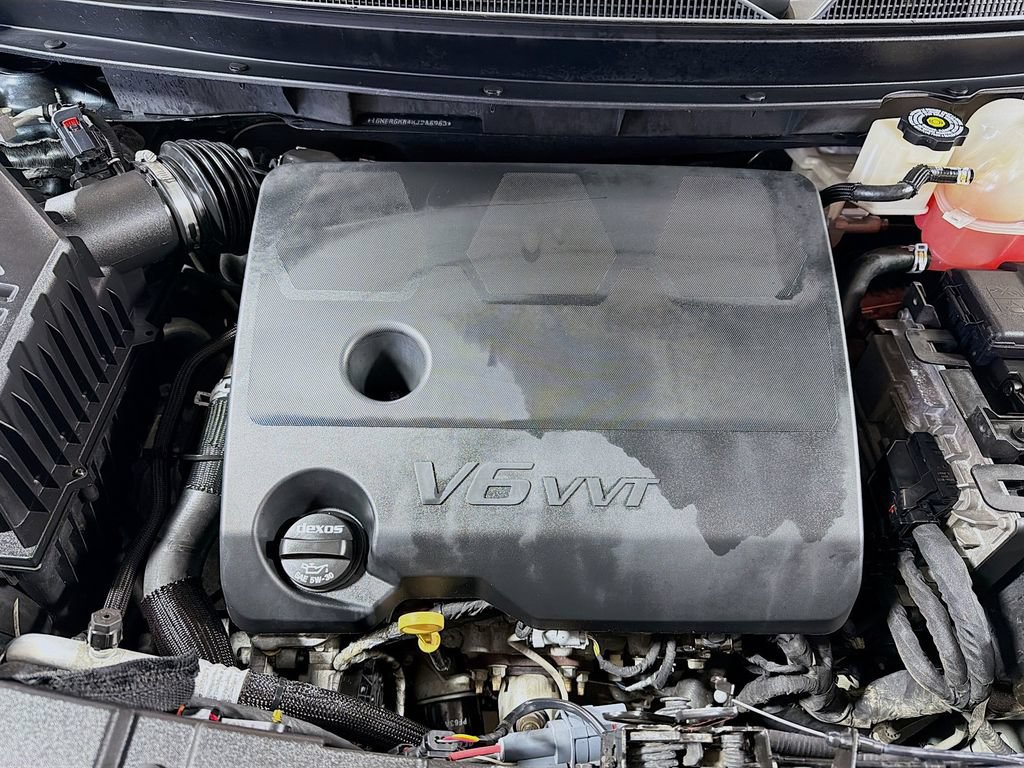 Used 2019 Chevrolet Traverse LT FWD image 32