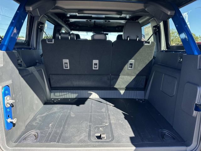 New 2025 Ford Bronco Badlands image 11