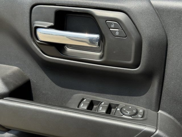 Used 2025 Chevrolet Silverado 1500 Custom Trail Boss w/ Turbomax Blackout Package AWD/4WD image 22