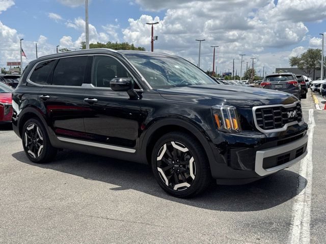 Certified 2024 Kia Telluride S w/ S Sunroof Package FWD image 8