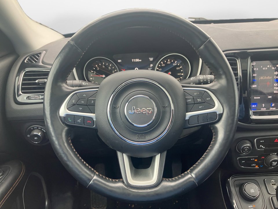 Used 2018 Jeep Compass Limited w/ Navigation Group AWD/4WD image 13