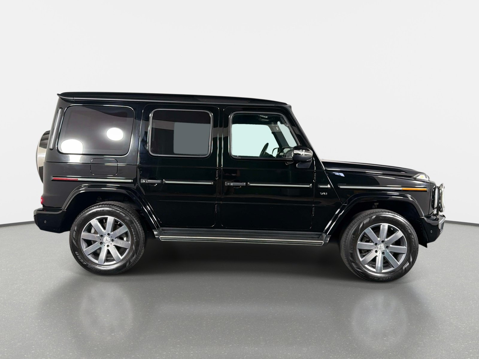 Used 2024 Mercedes-Benz G 550 image 2