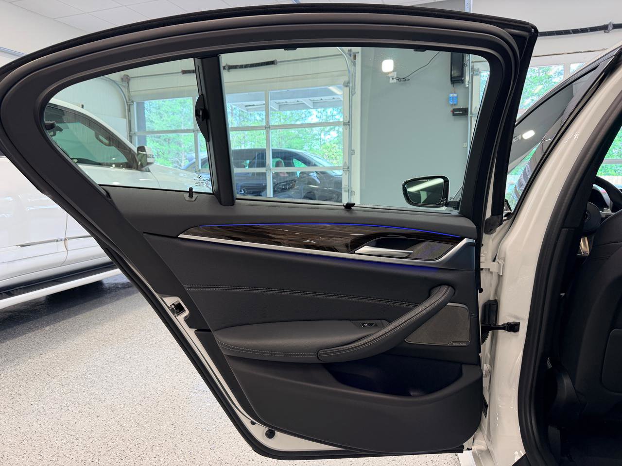 Used 2019 BMW 540i w/ M Sport Package RWD image 22