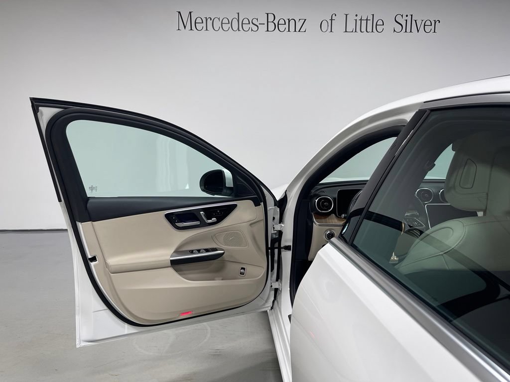 Certified 2024 Mercedes-Benz C 300 4MATIC Sedan image 17