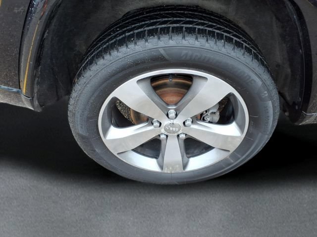 Used 2015 Jeep Grand Cherokee Overland w/ Advanced Technology Group AWD/4WD image 9