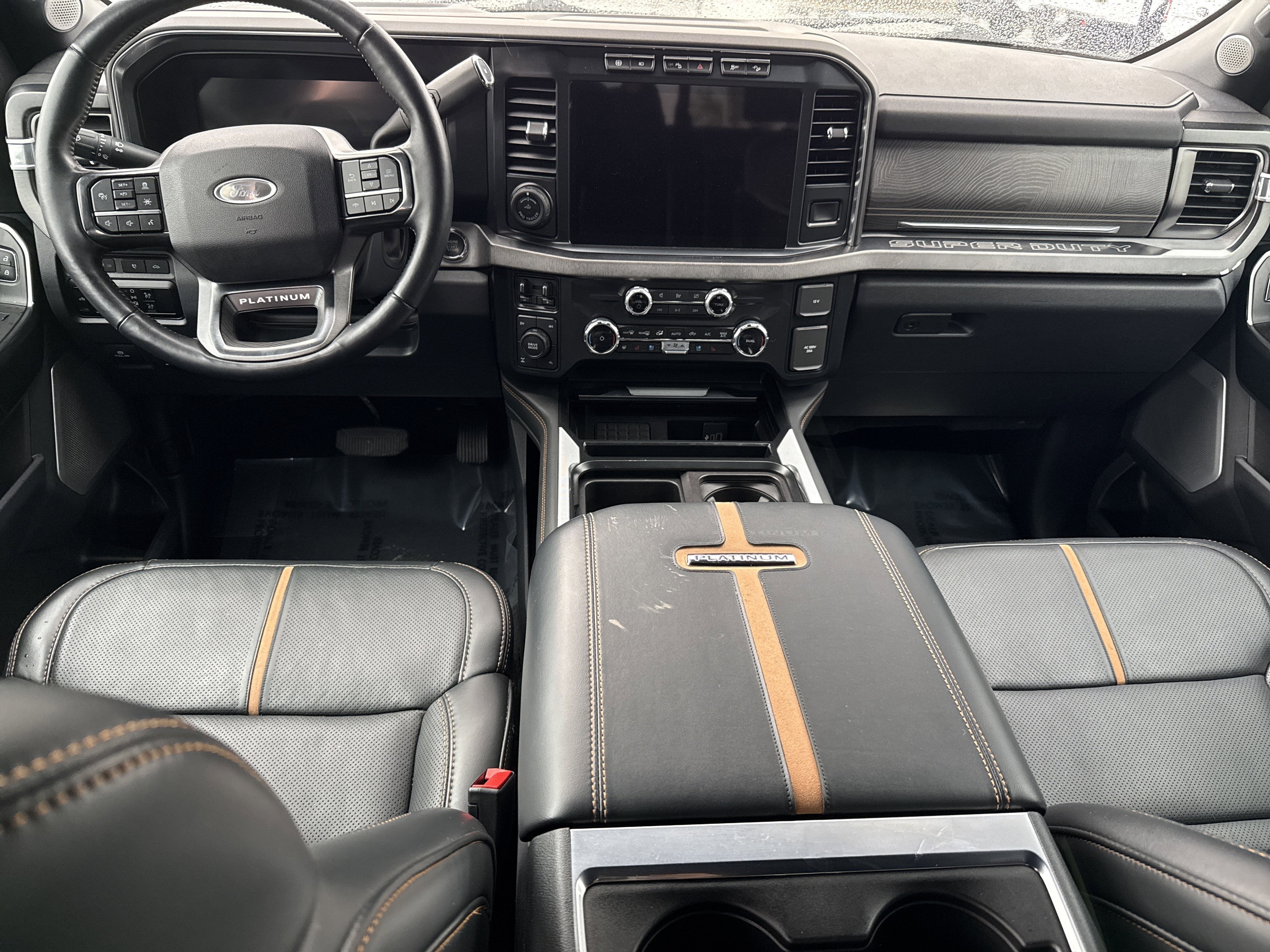 Used 2023 Ford F350 Platinum w/ FX4 Off-Road Package image 18