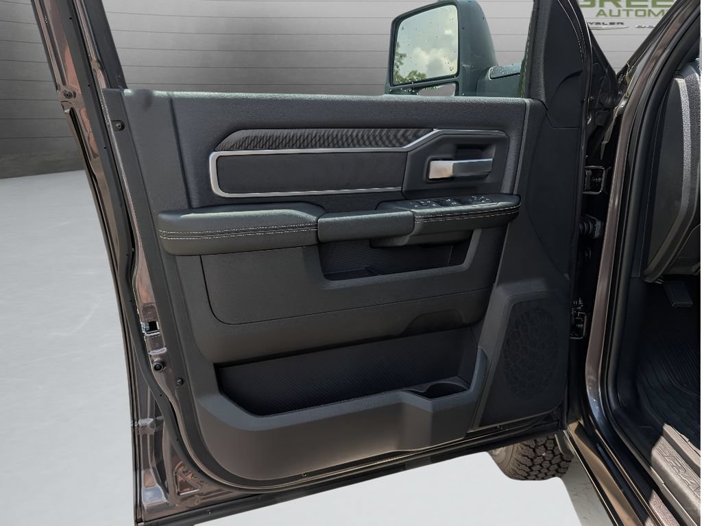 New 2026 RAM 3500 Big Horn AWD/4WD image 11
