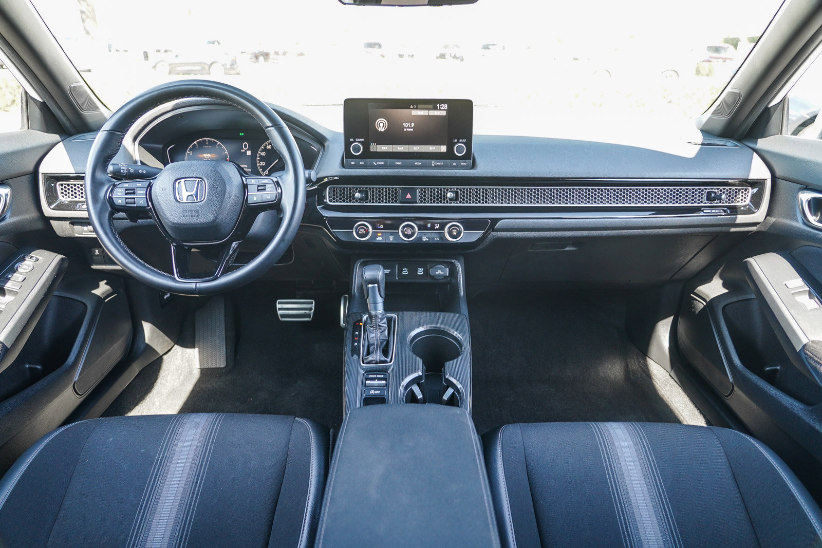 Certified 2025 Honda Civic Sport image 3