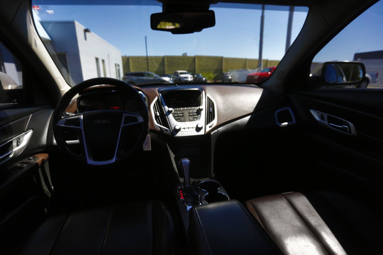 Used 2015 GMC Terrain SLT w/ Open Road Package FWD image 12