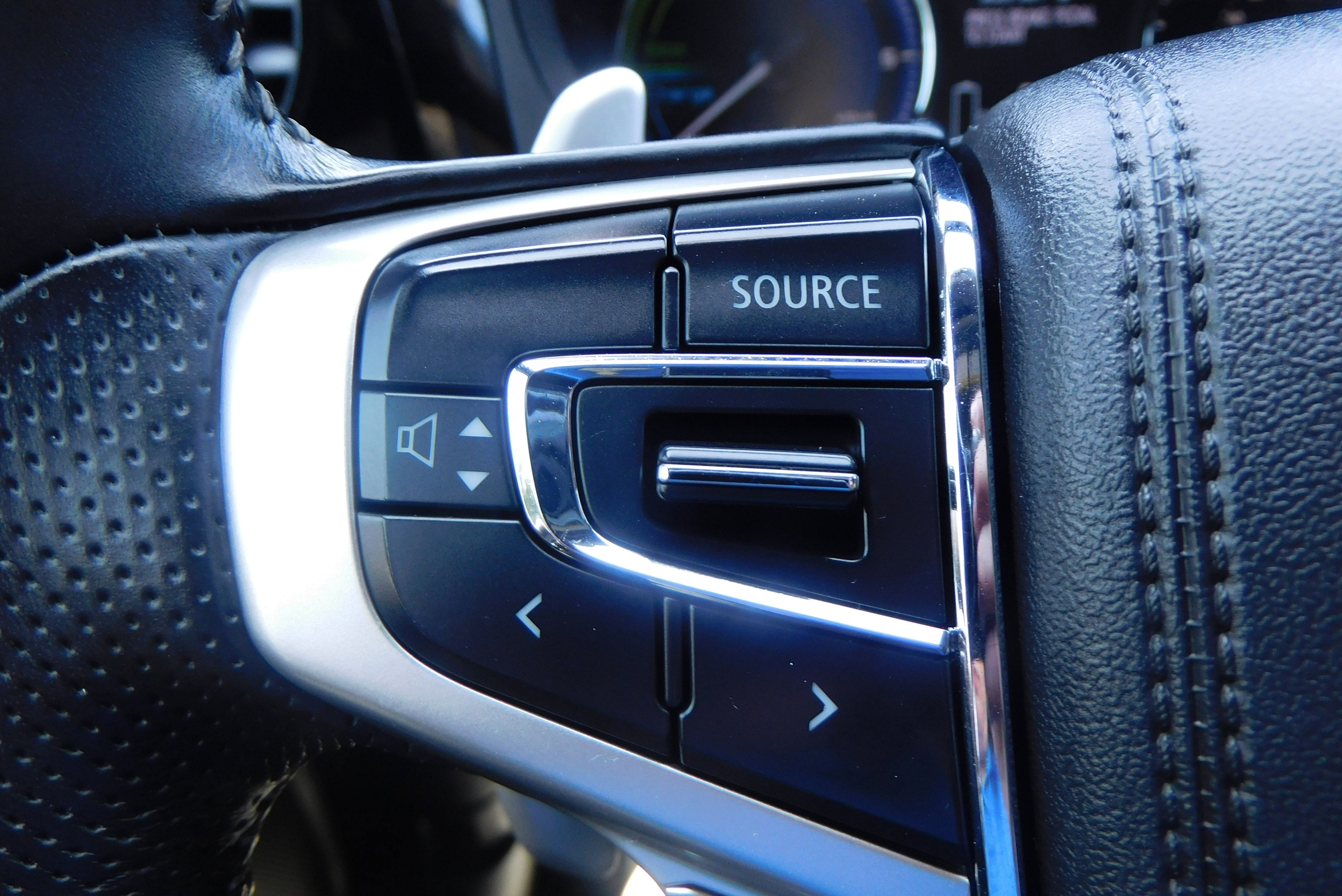 Used 2022 Mitsubishi Outlander SEL image 16